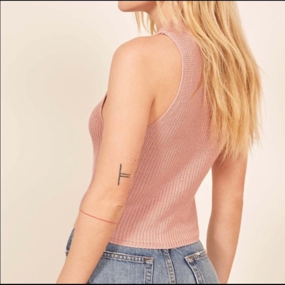 Sleeveless Pink Knit Top - Picture 2 of 8